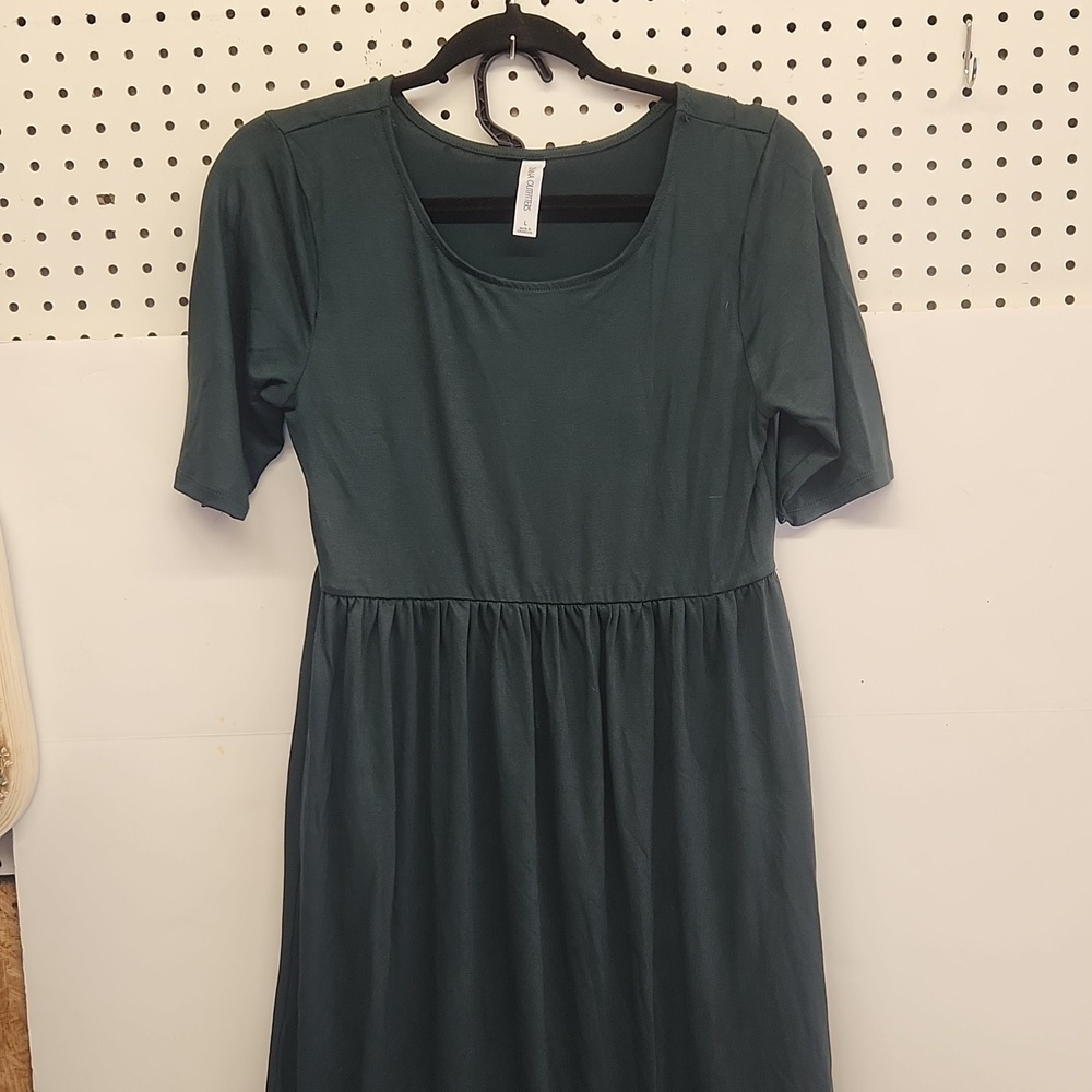 Zenana outfitters short sleeve maxi EUC dark green